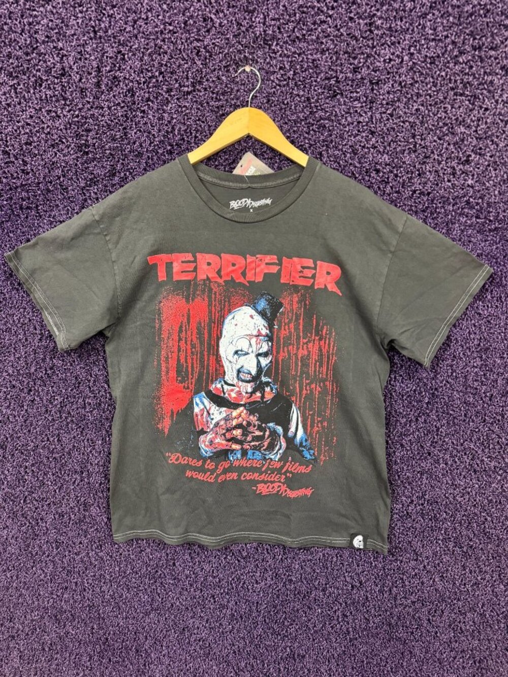 Bloody Disgusting x Terrifier Art the Clown Glow in the dark Double Sided tee si